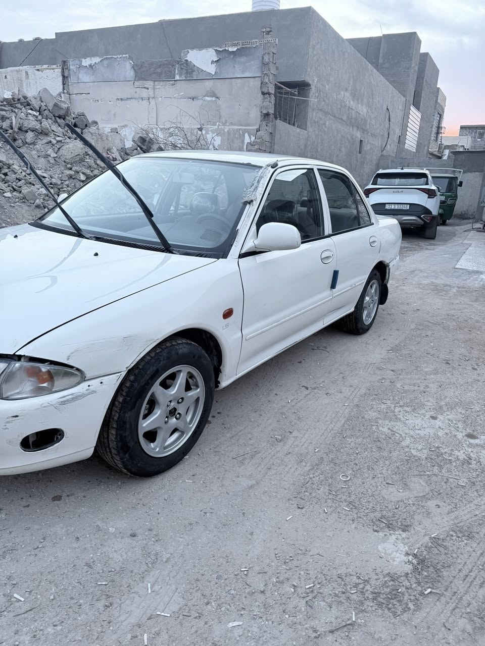 بروتون ٢٠٠٤ للبيع رقم انگليزي كشر بلادي محرك نضيف  السعر ٥٣ وبيهة مجال  للتواصل ‭٠٧٧٣ ٣٥٢ ٢٣٢٧‬
