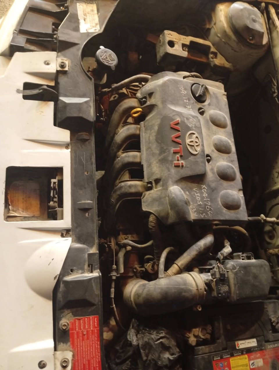 السلام عليكم سمنت 2009 بيضه كير ومكينه كورولا جاهزه من كلشي تراي حلو صدر امامي خلفي جديد مشط تخم تاير. جديد مكانها بغداد سعرها 35وبيها مجال الطيبين ***********
