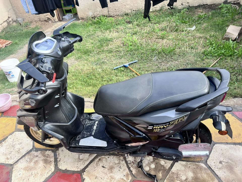 دراجه ZRللبيع اوراق اصوليه 7 منفذ جنوبي موديل 23 الدراجه نضيفه شوفت عينك السعر خاص 
الرقم ***********
