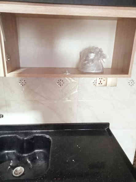كاونتر تفصال جديد خشب ومرمر ثلاث امتار مع سنك وملحق مترين ونصف مرمر ابواب جكات خلاط حفر السعر مليون دينار الشعب حي التجار الاولى مقابل متوسط الجندي الباسل هاتف ***********
