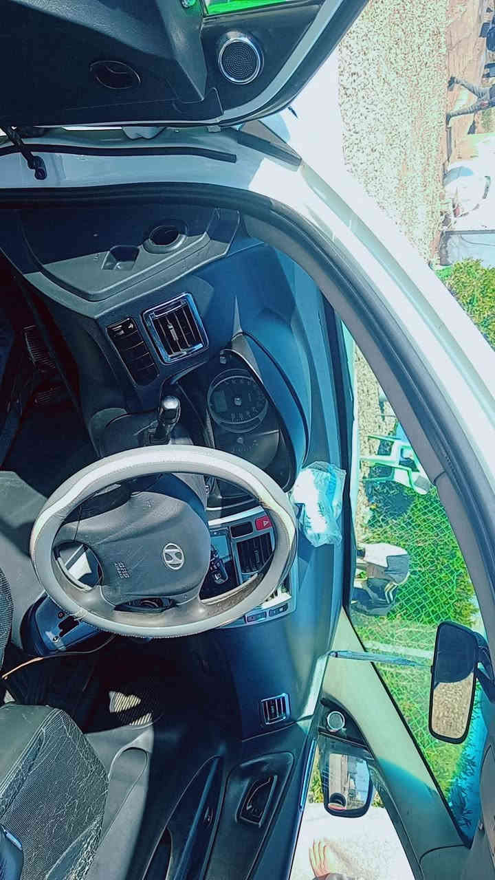 للبيع توسان موديل 9خليجي كفاله عامه محرك 2000 رقم بغداد بشرط التحويل كشن جلد كامره امامي خلفي تخم تاير السعر ١٣٠ وبيهه مجال قليل تصال *********** مكان واسط صويره ***********
