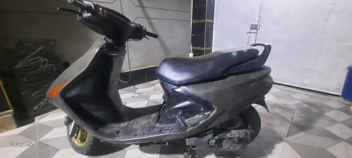 سلام عليكم دراجه فراشه دراجه حلوه وناعمه ومشيه حلو عوز ترتيبات بسيطه باتري وذيل مال البك لايت فقط مكاني ديوانيه حي المين الثانيه السعر 325وبيه مجال للطيبين


**إذا كنت صاحب هذا الإعلان وتريد حذفه لأي سبب، رجاءا أرسل رسالة إلى الدعم الفني**