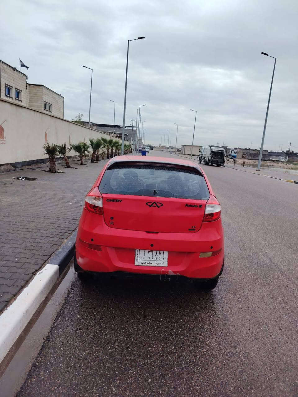 سياره شيري فلاوين 2013
سنويه منتهيه 2018
مكينه وكير بلاد وخير من الله
مصبوغا جماليه أثر جراد 
السياره جاهزه راعي موجود + براء الذمه موجود شرط
 التحويل مكان السيارة بصره كرمه علي 
*********** البصرة, العراق
