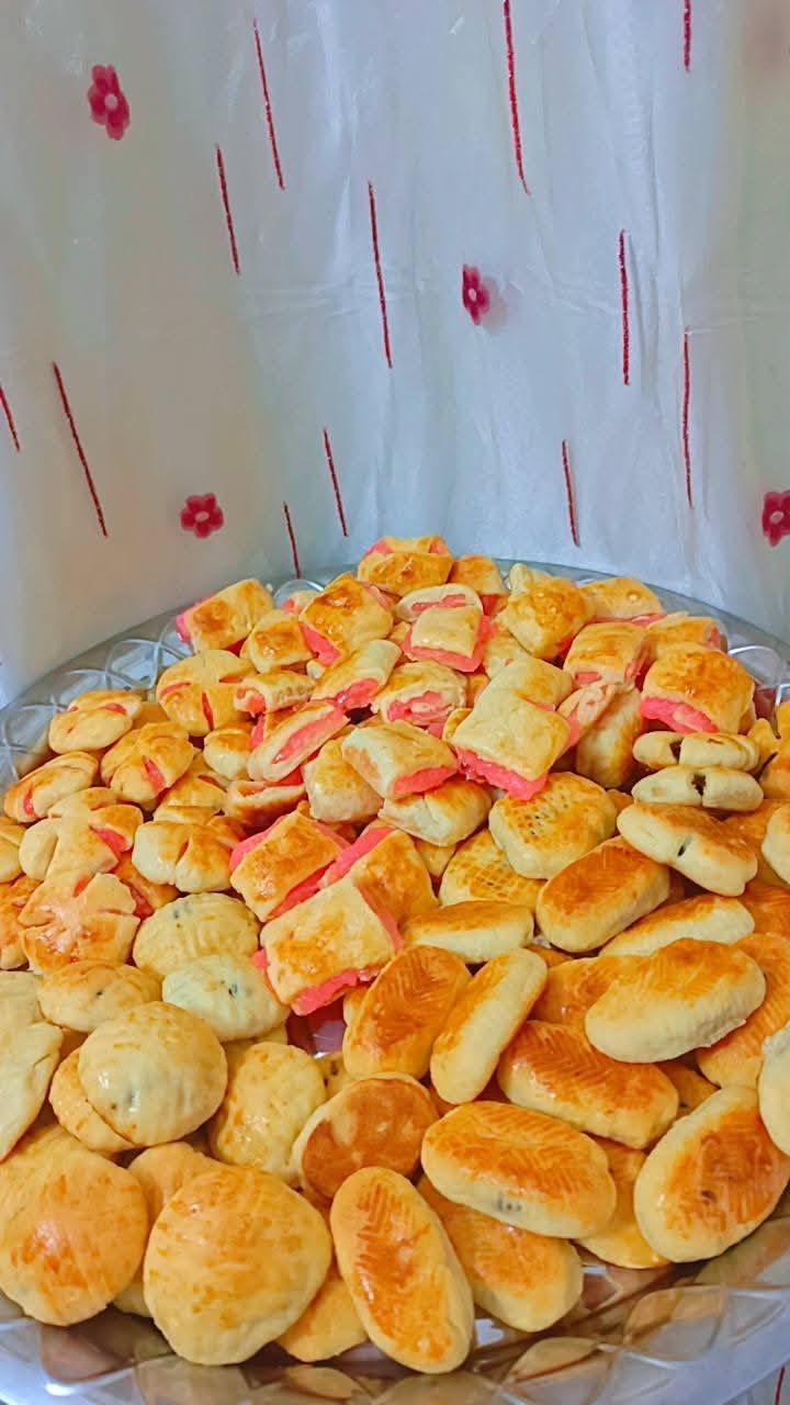 نفتح الحجز عل عيد حبايبي 🥰 
يوم الثلاثاء ول اربعاء كل طلبات تطلع 
الحجز من اليوم استلم عدد محدود وقطع 
لتحب تحجز تراسلني وتدلل  
حشوات تمر +حلقوم +سمسم +مبروش +جوز 
5 حشوات متنوعة حسب طلب 
لتحب تحجز شكل واحد او مشكل او فقط جوز توصيل داخل رفاعي @الجميع إشارة الأصدقاء


**إذا كنت صاحب هذا الإعلان وتريد حذفه لأي سبب، رجاءا أرسل رسالة إلى الدعم الفني**