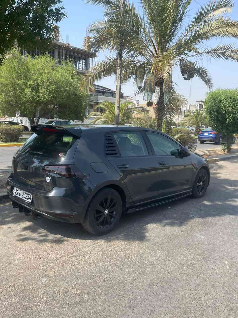 سلام عليكم للبيع مراوس حسب القناعه موديل 2014 فول عدا فتحة بونيد وشبر جامرلغ فقط بدون دواخل كير محرك بل شرط حجم محرك 14 توربو بطاقة بانزين بيها جاهزة ماشاءالله مو شراي لادوخلك ولا دوخني تعال شوف سيارة بعينك واحكم  سعر 107 بي مجال بسيط للتوصيل ***********
