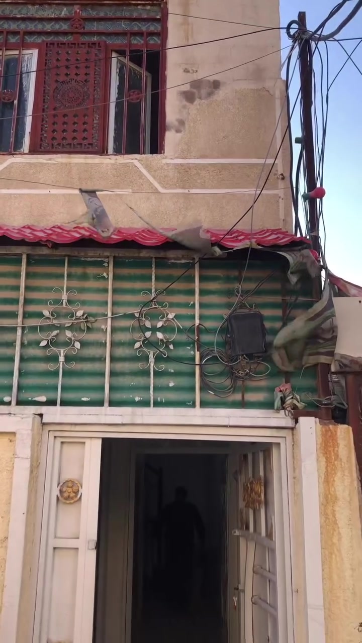 مشتمل للبيع في منطقة الدسيم مساحه ٥٠مترالسعر ٢٥مليون قفل باقي التفاصيل بلفيديو موبايل ***********
