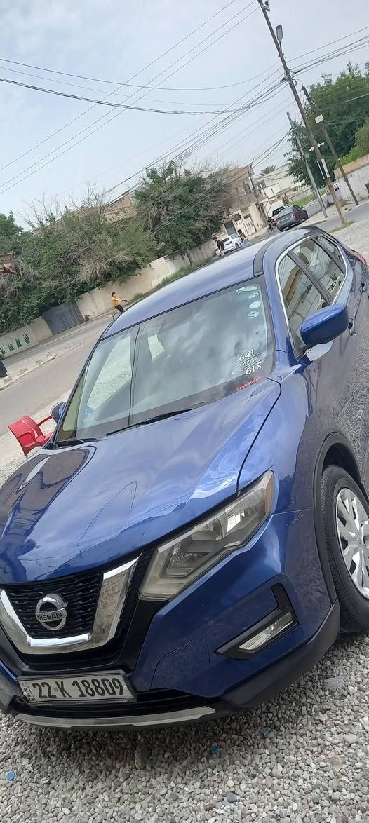 نیسان روگ ٢٠١٧ S
سەیارەیەکی توندو تۆڵ  و بؽ مەسرەفە 
تەنها یەک بستی بۆیاخە چاملغى پێشەوە بێ ناو گرتن بێ ایرباگ 
١٢٥ هەزار رۆیشتیە
بۆ زانیاری زیاتر *********** أربيل, العراق
