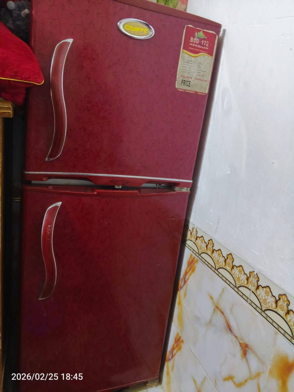 ثلاجه حجم وسط مابيه شي ماطور شغال بس البوراري عوزهن تبديل للبيع سعر ٥٠ وبيها مجال يعني قفلها ٣٠ مكان ناصريه ناحيه زدناويه


**إذا كنت صاحب هذا الإعلان وتريد حذفه لأي سبب، رجاءا أرسل رسالة إلى الدعم الفني**