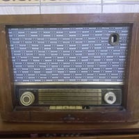 #للبيع راديو 📻 سيمنس الماني انتيكه  شغال بدون  FM بغداد وتوصيل للمحافظ...