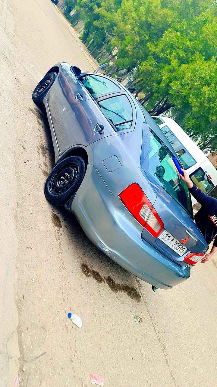 من رخصة الادمن المحترم مسيوبوشي كلند وارد امريكي حادث جاملغ امامي بدون دواخل  للبيع موديل ٢٠٠٩ سياره نضيفه جدن مال جناي وجاهزه من كلشي محرك٢٠٠٠ المرغوب قبق ابيظ بسمنه تحويل مباشر صبغ حزام اثر جراد مكاني بغداد السعر ٧٧ عذرن ماجاوب على فيس هاتف فقط ***********..***********
