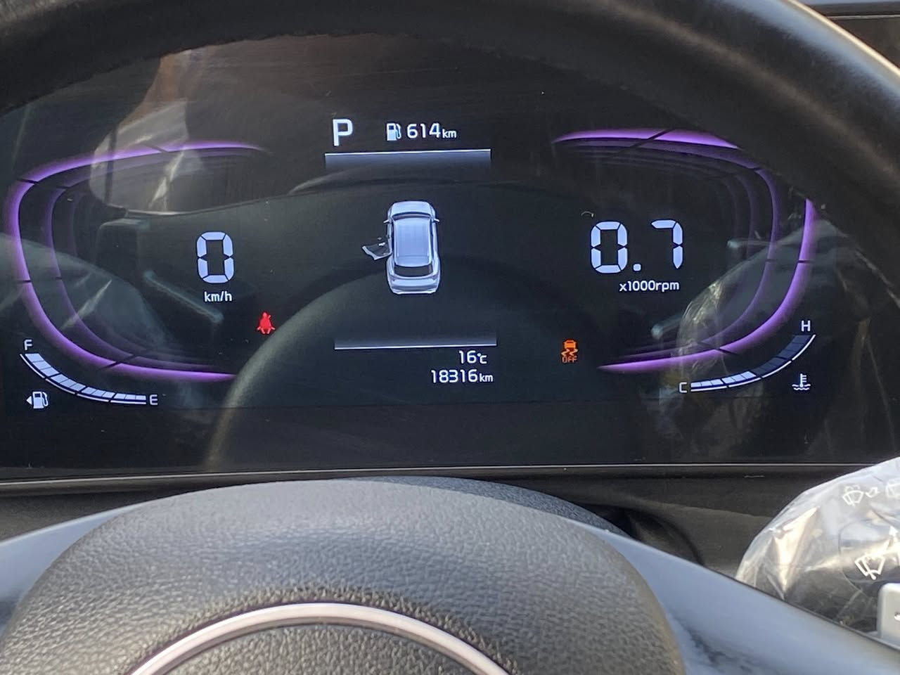 السلام عليكم سبورتج جيتي الين  فول موصفات  العنوان بغداد الجديده السعر ٢٥٠$ الستفسار تصل ***********   بيهه بس دعميه اماميه مبدله
