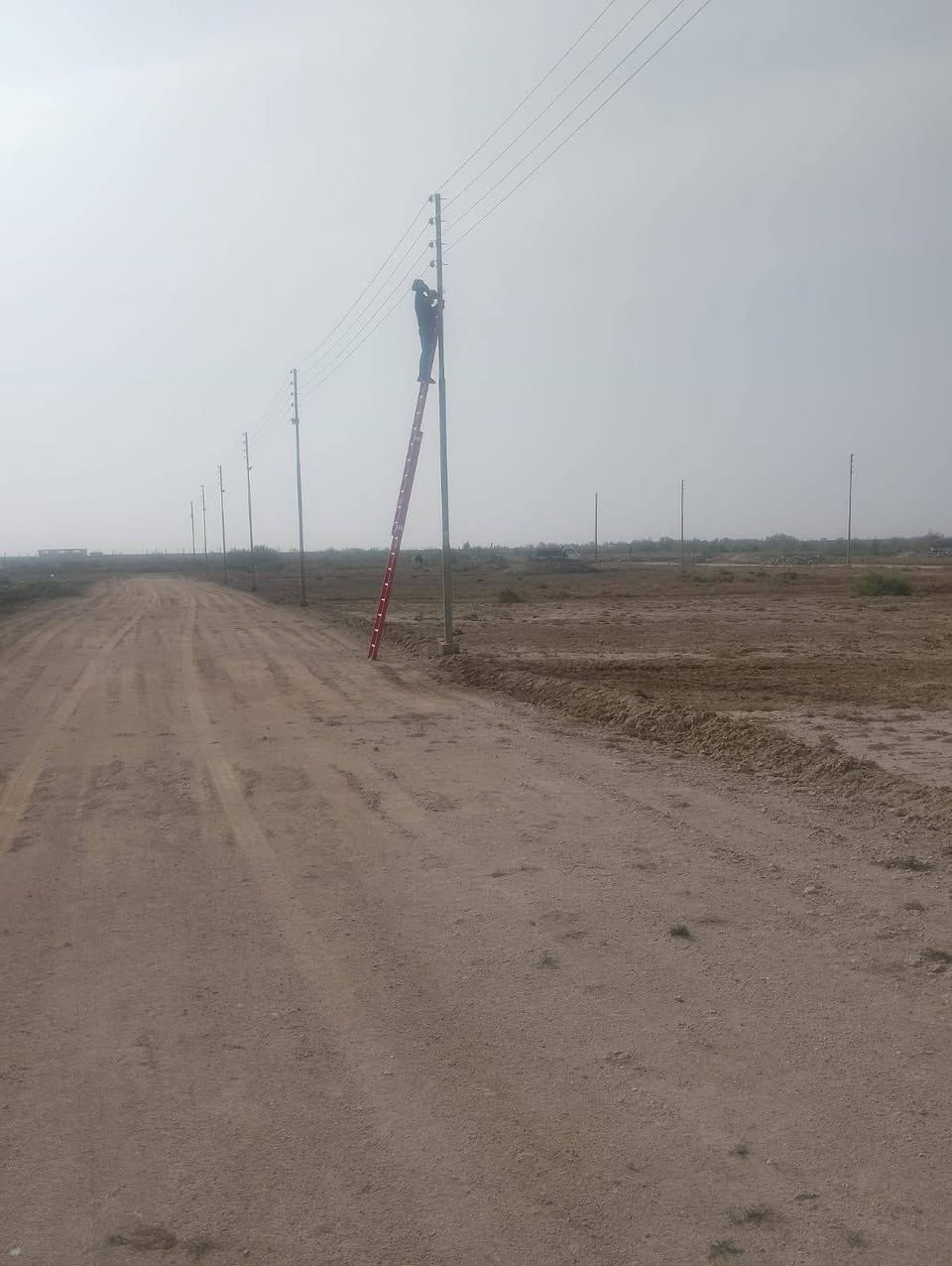 بشرى ساره الى أهالي الناصريه الكرام
على بركه الله يتوفر لدينا قطع اراضي للبيع في منطقه حي الجوادين مقابل الاسكان الصناعي خلف سكه القطار النزله الثانيه 
متوفرة جميع المساحات
200م
150م
100م
300م
400م
600م
متوفرة جميع الخدمات من بوري الماي بباب القطعه 
عمود الكهرباء باب القطعه 
المحموله بركن 
شوارع كله سبيس
القطع كله مقسمة على شكل مقاطعات وارقام تقسيم مساح
القطعه بس نتكاتب عليه تستلم استماره وترفق المستمسكات وتختمه من المختار مال حي الجوادين 
وتسلمه إلى دائرة البلديه تستلم وصل مال تطويل
للاستفسار الاتصال على الرقم التالي 
***********
***********
واتسااااااااااااااب
