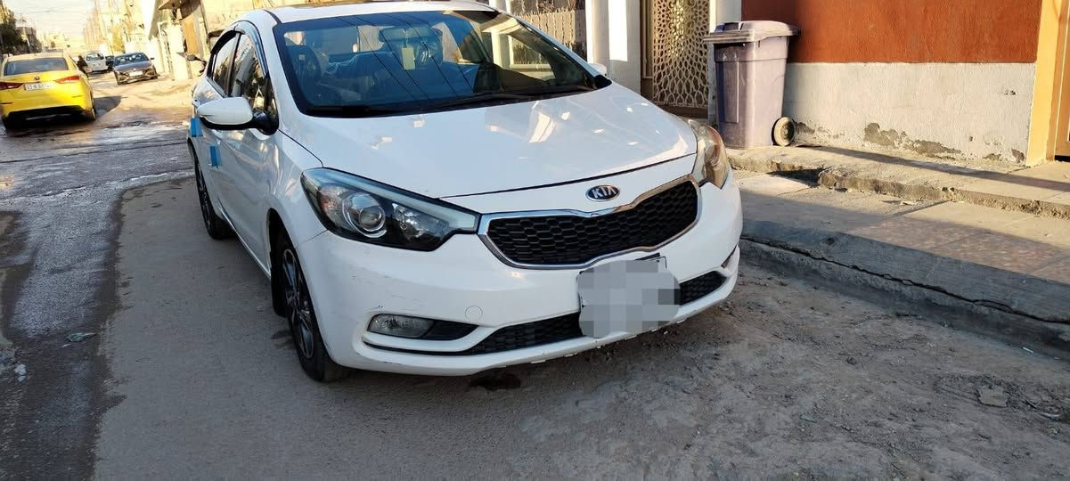 سلام عليكم سيراتو ٢٠١٤ سعر ٩٣ خليجي رقم اربيل مكان بغداد قريب لبياع لستفسار ***********ل
