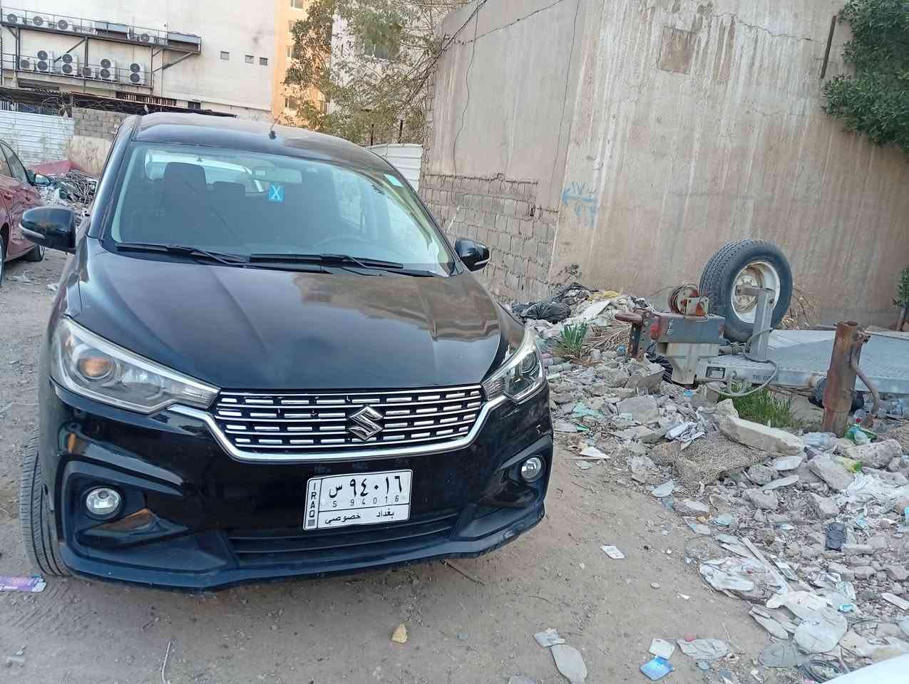 ساسوكي موديل 20 7راكب مصبوغة احزام سياره ماشيه 100 سياره جاهزه كل نقص مابيه السعر 13مليون  قفل قفل سعر نهائي وفقط بيع مكان السياره الكراده جادريه ***********
