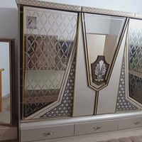 غرفة نوم • بيها مجال • للبيع