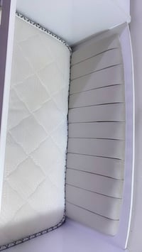 سرير اطفال • ما مستعمل • حديث الولادة-٤سنين