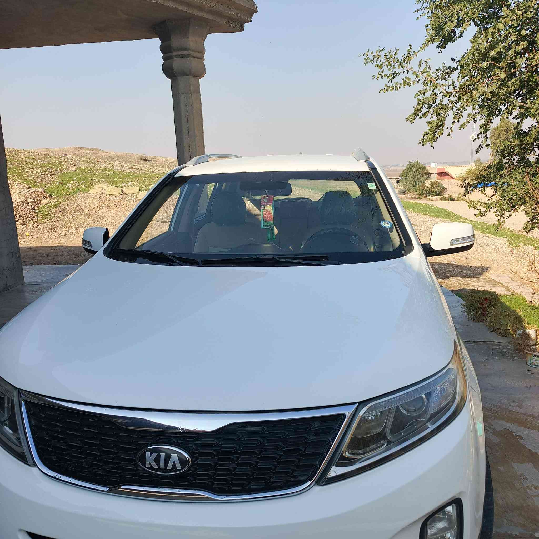 السلام عليكم كيه سورنتو 2014 رقم اربيل شرط تحويل او وكاله نفس اليوم
خليجي محرك 4سلندر دوش حجم 2400
ماشي 120 الف
ملاحضه سياره مكفولا من صبغ وتبديل وضربه وشرط الفحص حته الدعاميات 
مواصفات تشتغل  بردات جانبيه 7راكب 3قطع تبريد 
تبريد بيانو كامرا دواره لد امامي نضام تقليل بانزين مري شفط حساسات امامي خلفي تحكمات ستيرن تحكم حاكيه وليل 19+5ويل سبير علا وضع الشركه مانازل صدر امامي خلفي جديد تخم تاير جديد اصلي كوري تغليف ارضيه جلد محرك جديد دهن كير جديد سياره مابيها نقص الف دينار 
مكان سياره كلار   رقم ***********
