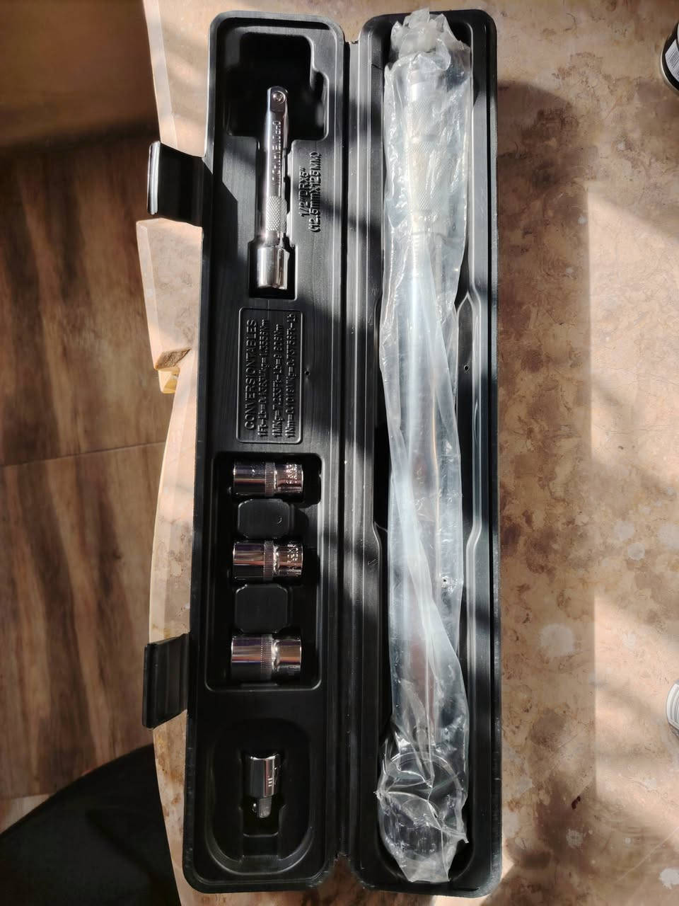 يدة عزم للبيع
***********
