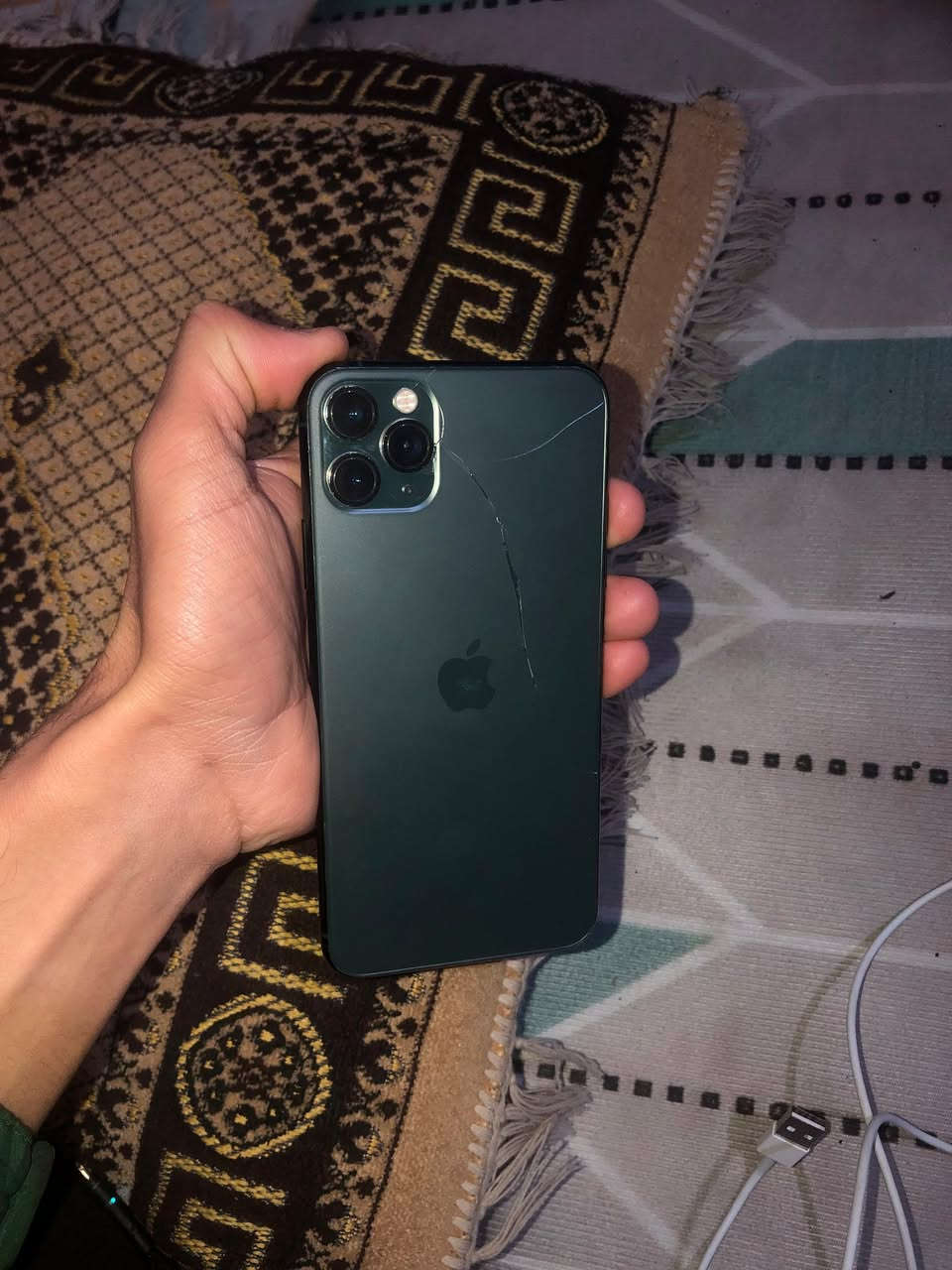 السلام عليكم للبيع 11 برو ماكس 
ذاكرة 256
مبدل فقط شاشه
بطاريه73
فيس ايدي واكف 
الضهر مفطر وما مأثر ع شي خفيف
السعر 190 وبي مجال قليل
يرهم مراوس
***********

