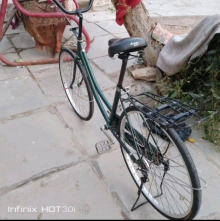 سلام عليكم  باسكل للبيع مكان السماوه حجم 26 سعر خاصص


**إذا كنت صاحب هذا الإعلان وتريد حذفه لأي سبب، رجاءا أرسل رسالة إلى الدعم الفني**