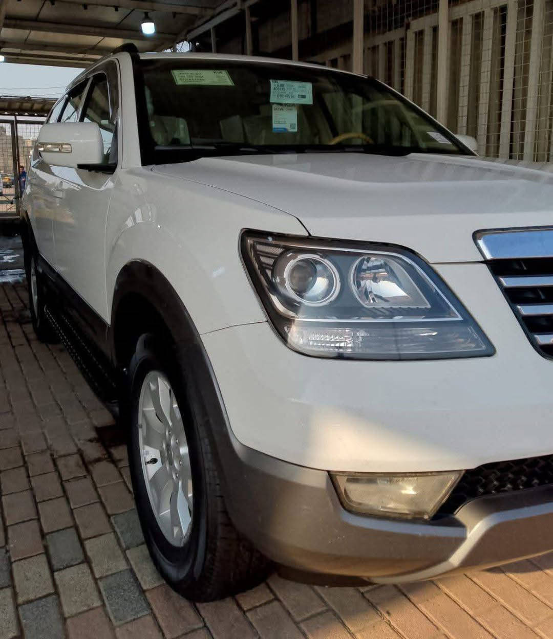 مهافي  2012  رقم بغداد  جديد رقم انكليزي 
خليجي مكفوله كفاله عامه حتى دعاميات كفاله  سياره ماشيه 85 الف سياره كلهه عله وضع شركه جديده معنه لكلمه 
مواصفات فول 1/1 فتحه سقف  
كشنات جلد فور ويل اشاير مري 
سبعه راكب 3 قطع تبريد  
حساسات أمامي خلفي تحكمات ستيرن 
كشنات كهربائي مثبت سرعه تخم تاير  
تبريد ثلج المكان بغداد الحبيبه رقم الهاتف *********** السعر 155
