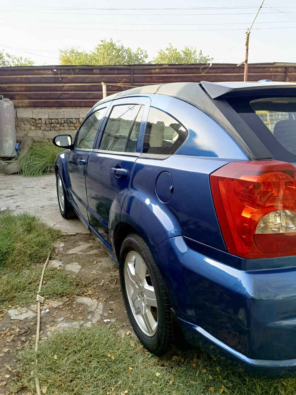 ياالله السلام عليكم دوج كاليبرموديل2009 السيارة مصبوغة عام اثر جراد مكفولة من الظربة محرك2000 وكيىر مكفولات تبريد منظومة جديدة صدر امامي وخلفي جديد السيارة باسمي رقم بغداد تحويل مباشر مكاني بغداد *********** شاشة وكامرة سعرها65
