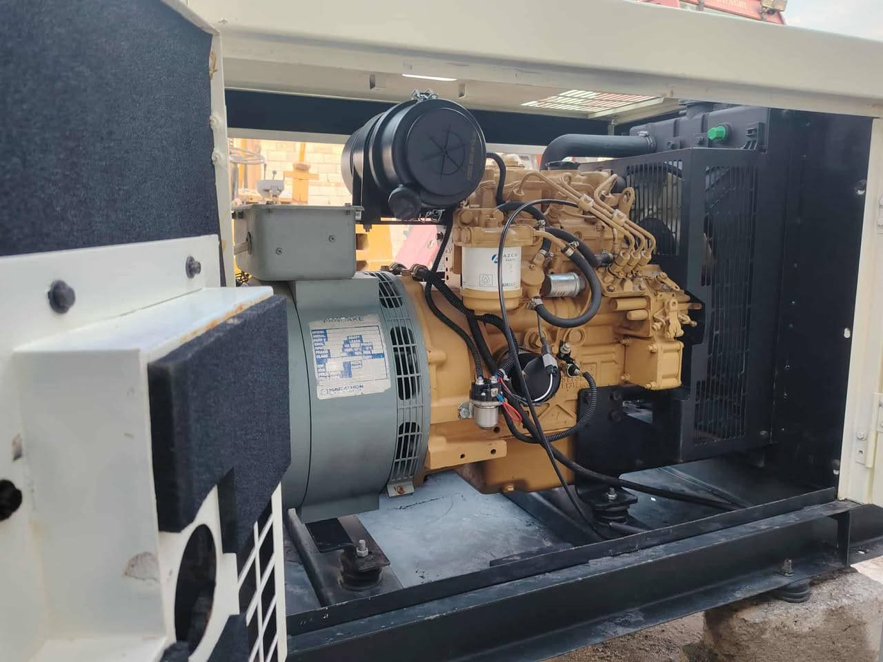 متاح للبيع
مولد بيركنز بزون
3 سلندر
7.5 KVA 
30 امبير
سنگل فيز
راس التوليد بنكيك
نظام حماية 
تشغيل واطفاء اوتو  AUTO 
للاستفسار الاتصال على الرقم
***********
واتساب ***********
