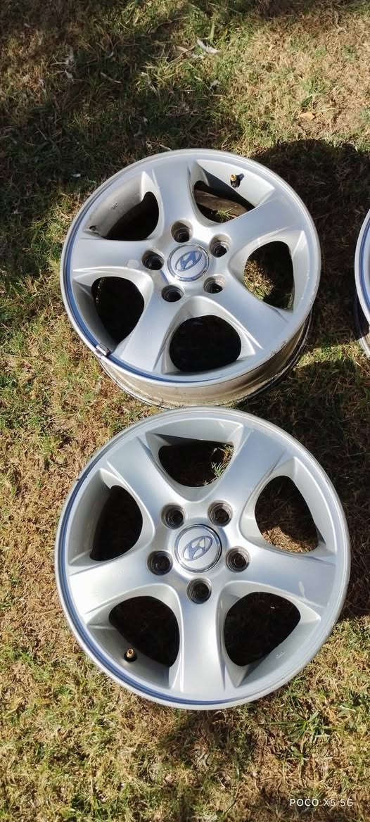 ويلات ١٥ للبيع يرهمنه الانترا سيراتو
نضيفات حيل كفاله من العواج ب١٥٠ وبيهن مجال بسيط مكاني نجف ابوصخير

***********
