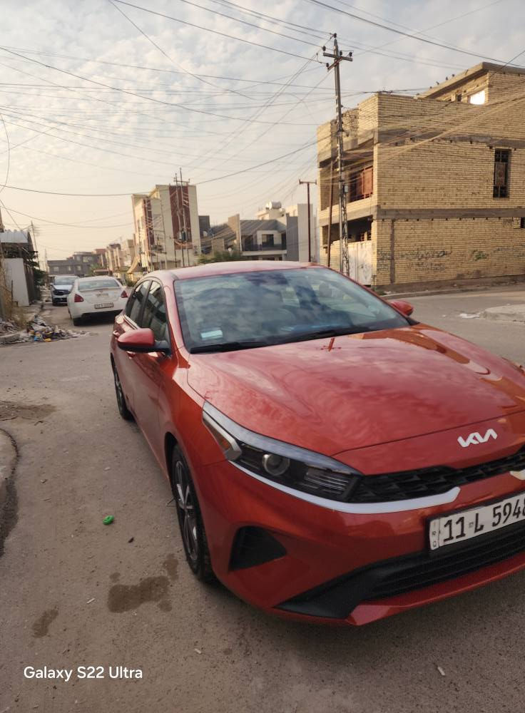 فورتي موديل 2022رقم بغداد انكليزي سنويه جديده محرك 2000دوش ماشيه ٤١ حادثها خدش جاملغ ونص باب بدون دواخل ولا ايرباك 
السعر١٥٢مكان حي الجهاد نزلت جسر العامريه *********** بغداد, العراق
