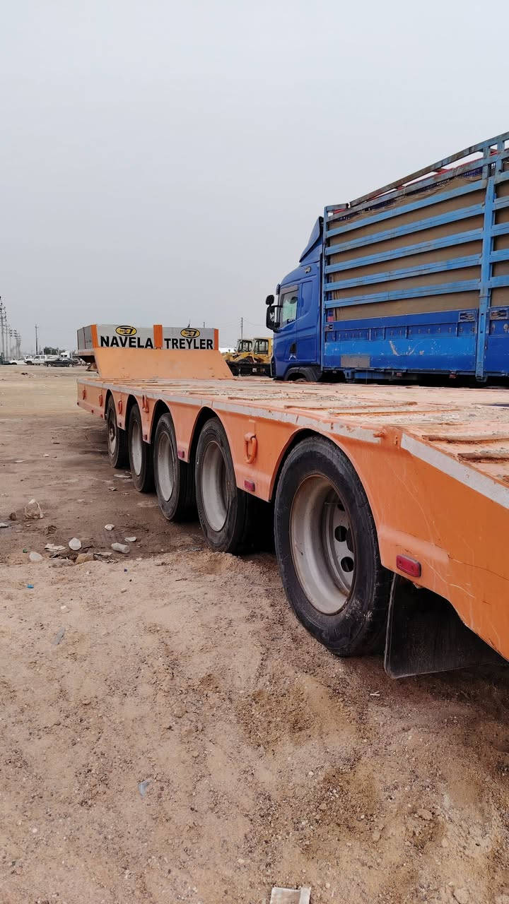 للبيع لودر تركي خمس محاور تخم تاير جاهز للعمل السعر 250$ وبيه مجال العنوان البصره الزبير المعارض معرض المهدي للأتصال *********** ابو علي ***********
