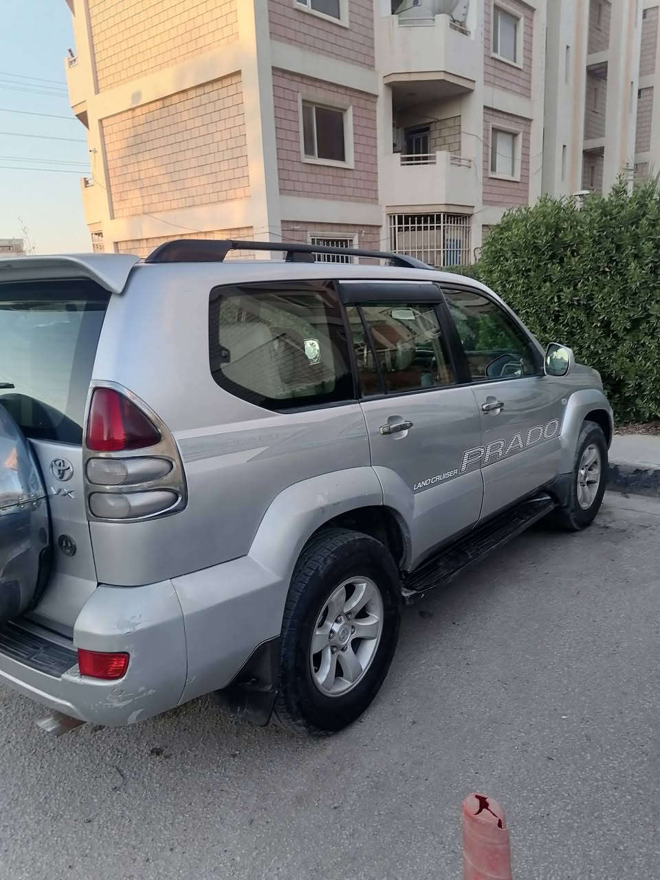 سلام عليكم
برادو 2007 مكينه 6 رقم واسط سنويه الحد ٢٧ سياره موجوده بل حلة سعر 130 وبيها مجال حك الجيه رقم الجوال ***********
