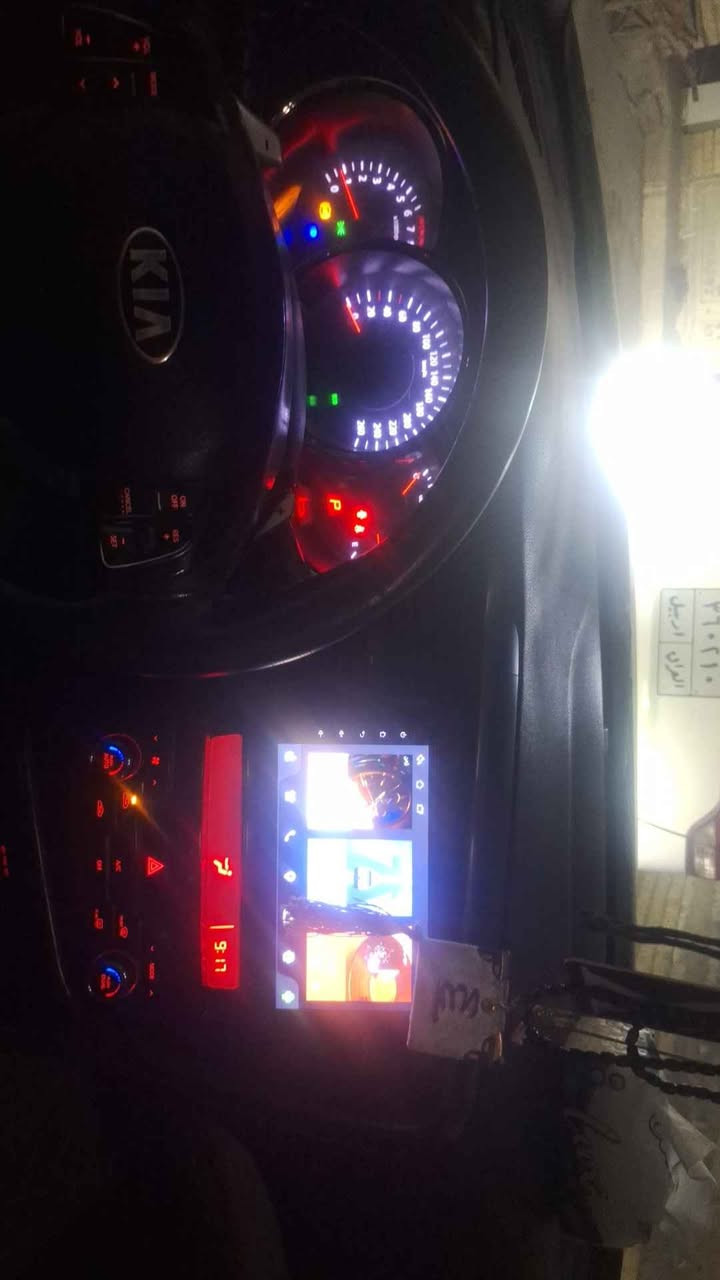 أوبتما ٢٠١١ خليجي 
رقم بغداد
بيها قطعتين
تحكمات ستيرن
شاشة 
تبريد ثلج
كشن كهرباء
حدادية جديدة
كير مكينه مكفول
١١٥ وبيها مجال
بيها قطعتين بس 
*********** بغداد, العراق
