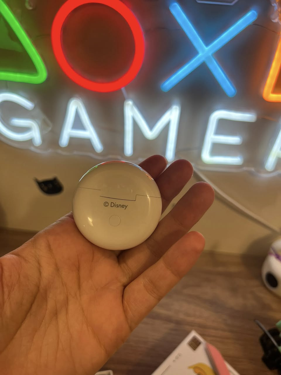 ايربود من شركة ديزني اصلي ختم وفسفورة مع مواصفات حلوة وتقنية عزل الضوضاء


**إذا كنت صاحب هذا الإعلان وتريد حذفه لأي سبب، رجاءا أرسل رسالة إلى الدعم الفني**