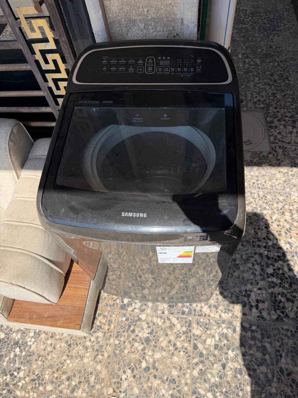 سلام عليكم عندي غساله اوتوماتيك نوعيه سامسونك الحجم 15 كيلو نضيفة  جداً وبسعر 175 الف  العنوان بغداد
التواصل على الرقم ***********
