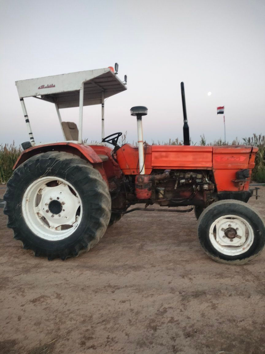 فيات للبيع الحجم الف الاستفسار عل رقم ***********
