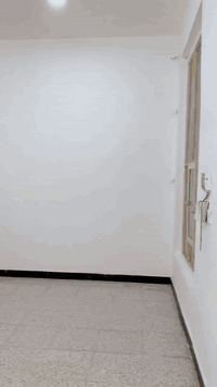 السلام عليكم
دار للبيع طابو صرف كونكريت مسلح طابق واحد متكون من غرفه نوم صاله استقبال منور صحيات داخليه خارجيه 
واجهه 8 نزال 12 
المساحه 104 م 
حي الفرات شارع الصب فرع اسواق كيان تبليط وخدمات كامله 
للاستفسار الاتصال بالرقم ‭0771 223 9569‬
