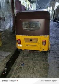 تكتك للبيع موديل 21 شهر 8 سنويه المكان بغداد مدينت الصدر العسر 7مليون ...