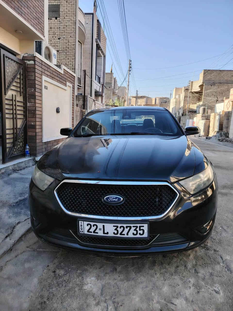 فورد توريس  ( SHO ).   خليـــجيي رقم اربيل
فول مواصفات اعلى فئه بل  فورد تورس
كفاله عامه  لون اسود. 
ربع بنيد فقط كلير بدون حادث اثر جراد 
الموديل :2014
ناقل السرعة ؛أوتوماتيك سبورت
عدد السلندرات ؛ 6 سلندر
حجم المحرك: 3.5 تون تيربو
فتحة سقف.
 شاشة  SONY لمس كبيرة تدعم نظام الملاحة (الخرائط) وكاميرا خلفية مع حساسات.
 نظام صوتي احترافي (Sony).
 كراسي جلد أصلية (بصمة SHO) مع ميزة التدفئة والتبريد والخزن.
 تشغيل عن بعد + بصمة أبواب وبصمة تشغيل.
 رادارات جانبية ونظام تنبيه النقاط العمياء.
 ويل  20 فئة السبور.
 إضاءة داخلية محيطية متعددة الألوان.
دواخل  اسود   
الدواخل:7الوان لد تحكم بلادي من الشاشه 
بصمة ابواب وبصمة تشغيل  - باسوررد باب
نوع الفرش ؛ جلد - كهربائي - تدفئة - تبريد  كشنات خزن تحكم كهرباء
وسادات هوائية + رادار امامي وخلفي + حساسات
بردة خلفي 
مصابيح ؛ رأس متحرك - إضاءة LED  
ربع بنيد كلير  فقط بدون دواخل وبدون معجون 

العداد 163 km
بغداد الدوره  
سعر  138$ورقة
للاستفسار    *********** بغداد, العراق
