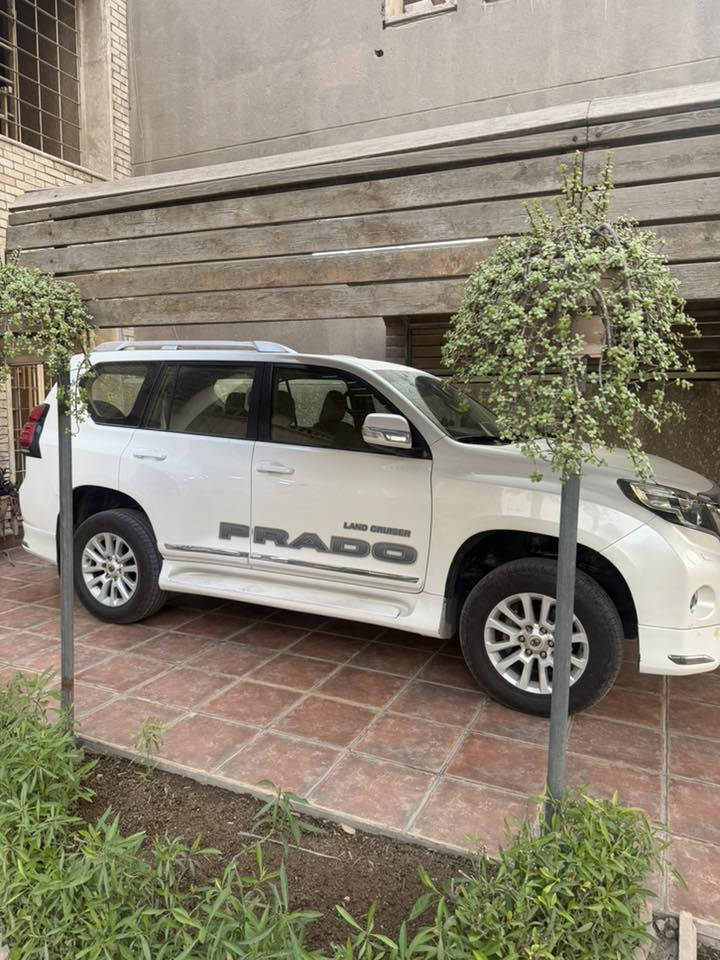 برادو 2014 vx
سلام عليكم 

برادو 2014 

فول مواصفات 

زراك لايت 

كراسي كهرباء 

7 راكب 

المقاعد الخلفية كهرباء 

ستيرن كهرباء 

لايت زينون 

كشافات زنون 

بدون اي نقص 

سته سلندر 

بيها بارد بباب الصندوك  سونار كامل بيها 

مكانها بغداد 

سعرها 320

***********
