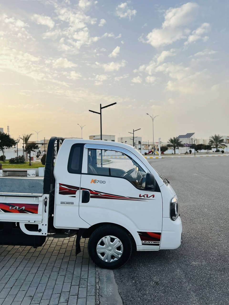 السلام وعليكم كيا 2025 مكفوله كفاله عامه ماشيه 33 الف على وضع الشركه بالكامل محرك كير كله شرط تايرات كله ًجديد شركه بعدها ما مسجله مكان تكريت الاستفسار ع سعر
 ‭0782 495 1169‬/‭0770 376 7864‬
