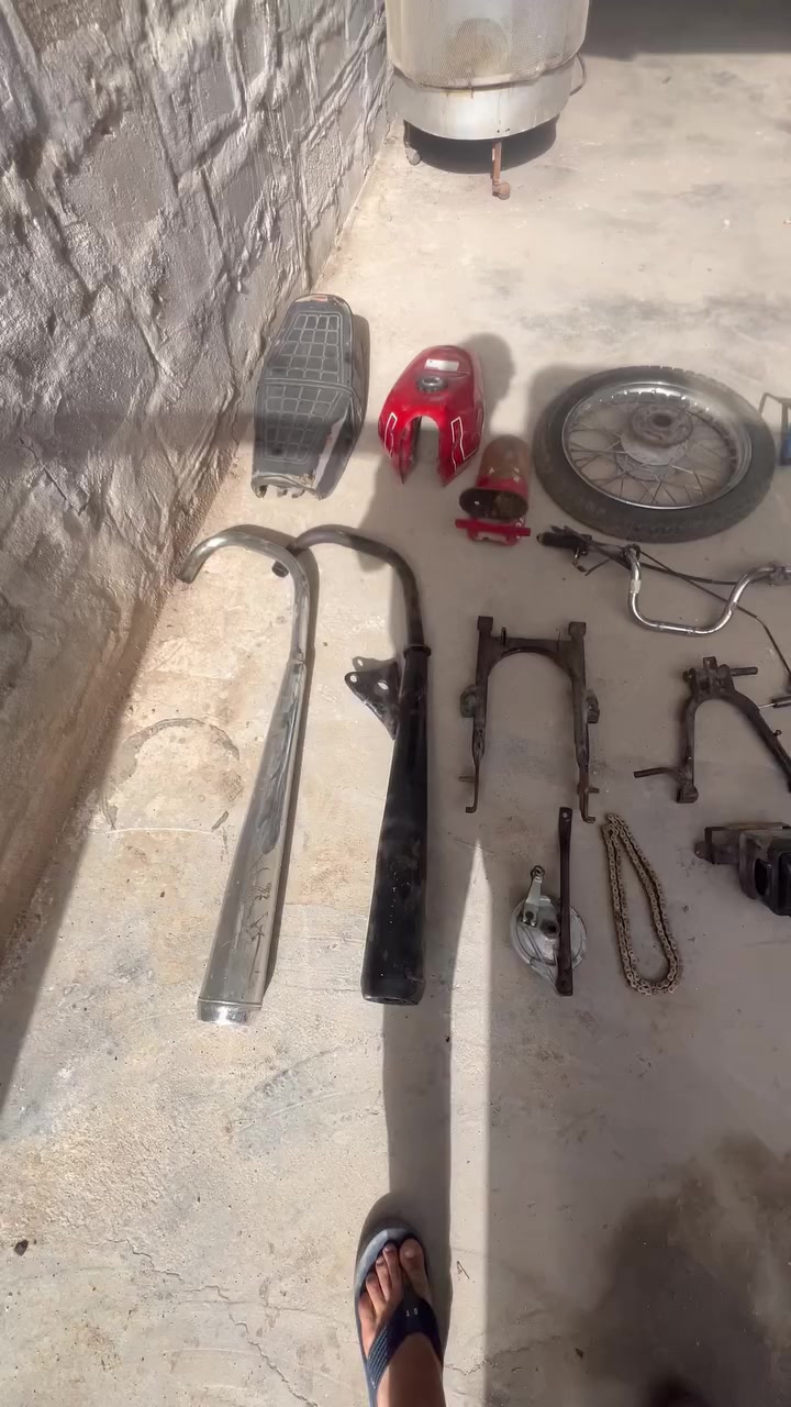 سلام عليكم غراض دراجه للبيع أنطي سعر وخذ مكاني خور زبير رقم تواصل ***********
