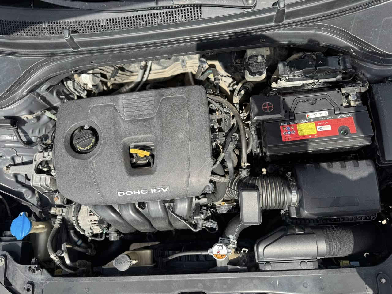 السلام عليكم من رخصة الأدمن 
سيارة ألنترا 2017 
وارد كندي 
السيارة بيهة جاملغين خلفي و أمامي مبدلات
رقم بغداد تحويل ثاني يوم 
مكينة 2000 دوش 
كير مكينة مكفولات 
تدفئة كشنات وستيرن 
ألون فيلي
حساس مانع انزلاق 
تخم تاير نضيف
صدر امامي خلفي جديد 
السعر 115$ وبيها مجال بسيط
مكان السيارة بغداد 
الغزالية شارع المركز..
 ولاء ابو محمد ***********
