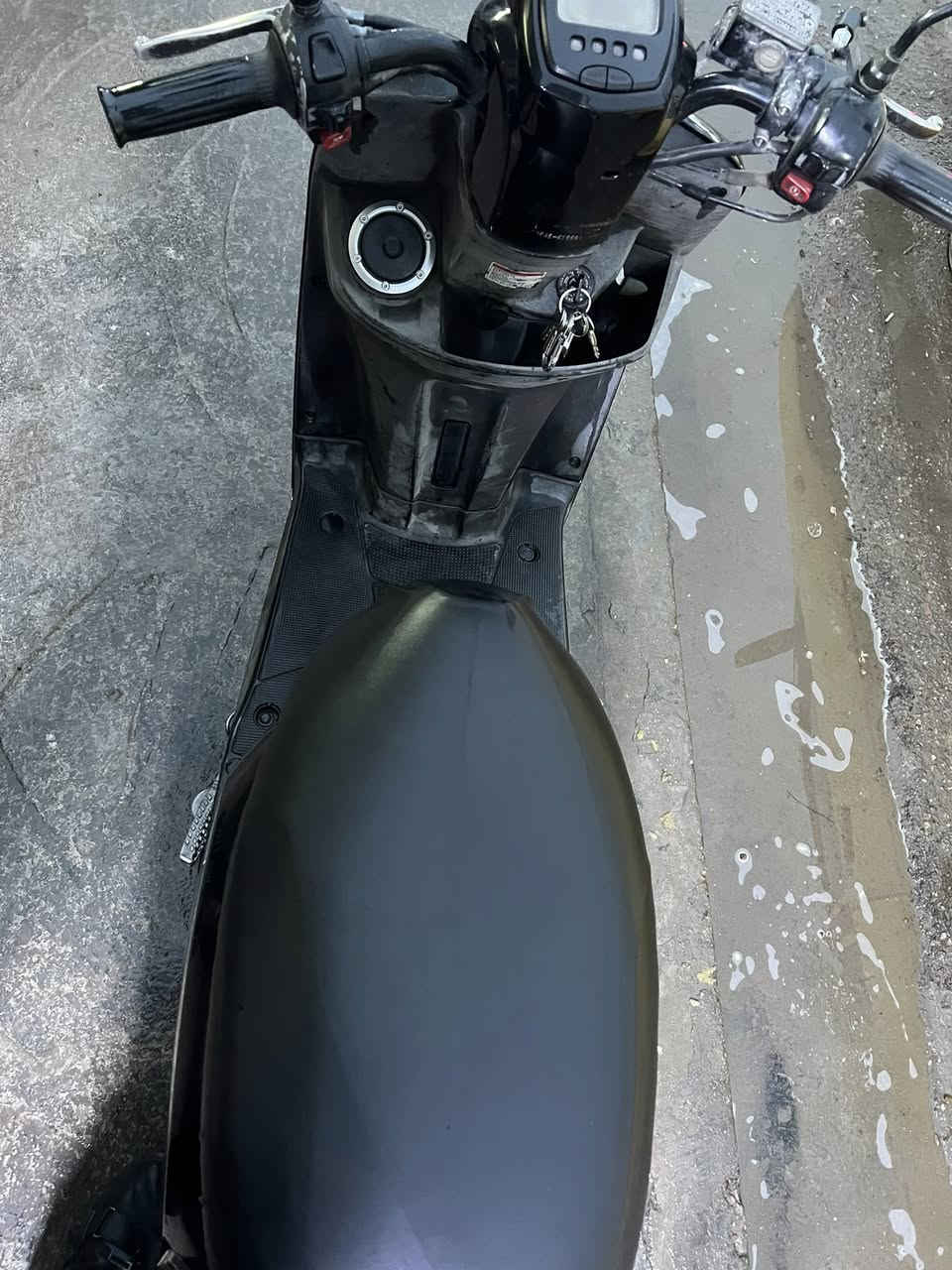 دراجة بوليس نوزل مكفولة كفرات ختم اصلي  فقط الدشبول طافي الد   مكاني بغداد ***********
