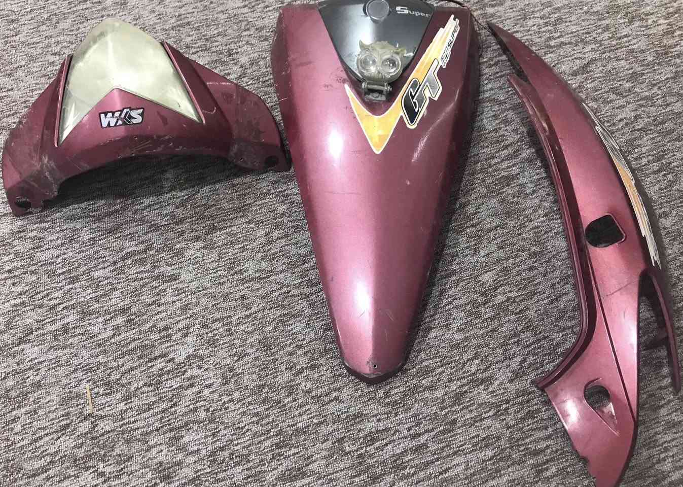 سلام عليكم دراجه كامكو G4 بيه مكينه فراشه دراجه كامله كفراته بس انه مفصخه دراجه صوته ناععمه كهربائيات شغاله هورن والكفرات شدهم يشتغل كزوز جديد باتري جديد سلف تشتغل وهندر مكينه حلوه  نضيفه كفراته كلهن موجودات ما عده الحايه سعر 250 وبيه مجال المكان البصره قضاء الدير رقم ***********
