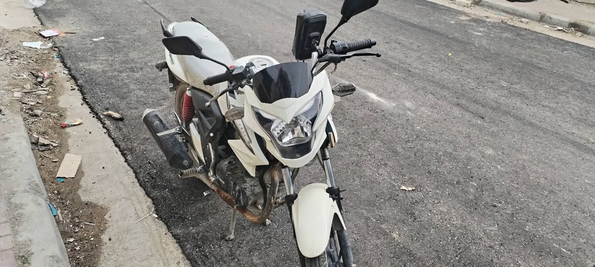 سلام عليكم
دراجة دايون الشكل الجديد موديل ٢٠٢٣
مكفولة كفاله عامه أوراق كامله اوصوليه
مكان بكربله سعر 1200 وبيها مجال


**إذا كنت صاحب هذا الإعلان وتريد حذفه لأي سبب، رجاءا أرسل رسالة إلى الدعم الفني**