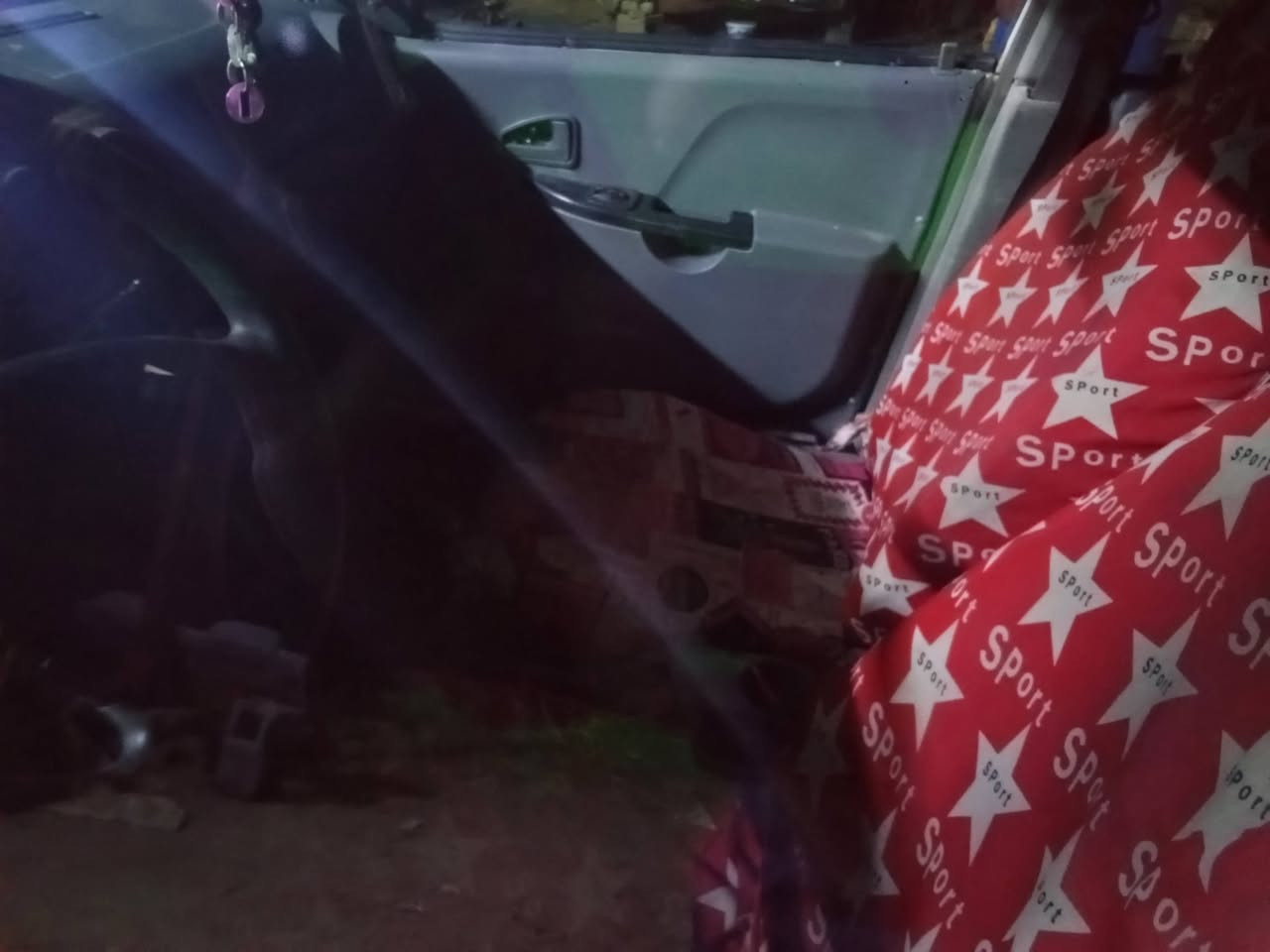 سلام عليكم سايبا مديل 12 محرك خير من الله حداده جديده كير بس ثني يفلت راعي ما وصله  تكفل سرقة وطلب سعر 17 عنوني ابو الخصيب ***********
