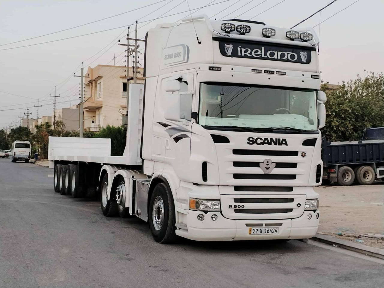 سلام عليكم سكانيه سنكل امامي  موديل ٢٠٠٧ حجم٨ موصفات تبريد تيدار ثلاجه داخليه داخله ديسكو مرسمه اربع دناكير تخم تاير جديد قبل عشر ايام شديد هزه براد سنويه ٢٠٢٩ رقم ربيل السعر٣٦٠ ***********
