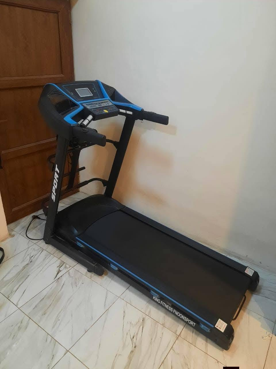 @@عرض خاص فتره محدوده (150)الف جهاز جري 
تحطيم السعر يمنه وبس تم وصول بعون الله تعالى 
اجهزه رياضيه جري باله مارتيه مستخدم شهر فقط 
جهاز جري استخدام منزلي نضيف جدا جميع أوزان 
العنوان بغداد يوجد خدمة توصيل حسب التفاق 
بعد ماكو جهاز جري ٣٠٠ ولا ٢٥٠ ولا ٢٠٠ يمنه فقط 
صار ١٥٠ هلان وسهلان فيكم تصل على رقم هاتف 
،***********
