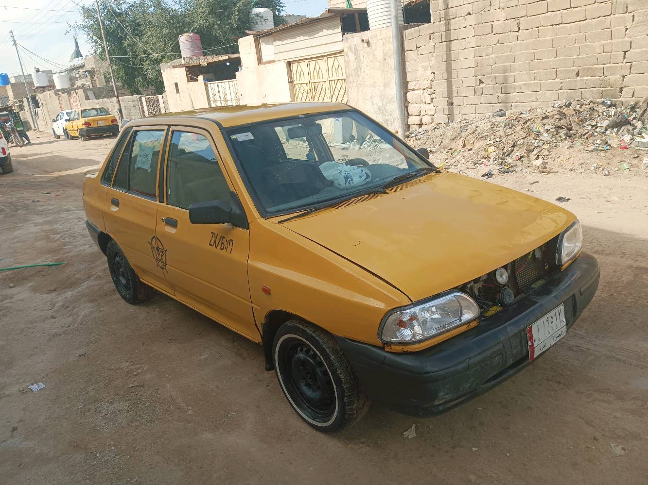 السلام عليكم سياره سايبه اصفرلك هيه وغرامات وتحويل سنويه تاخذ صافي وكامله 