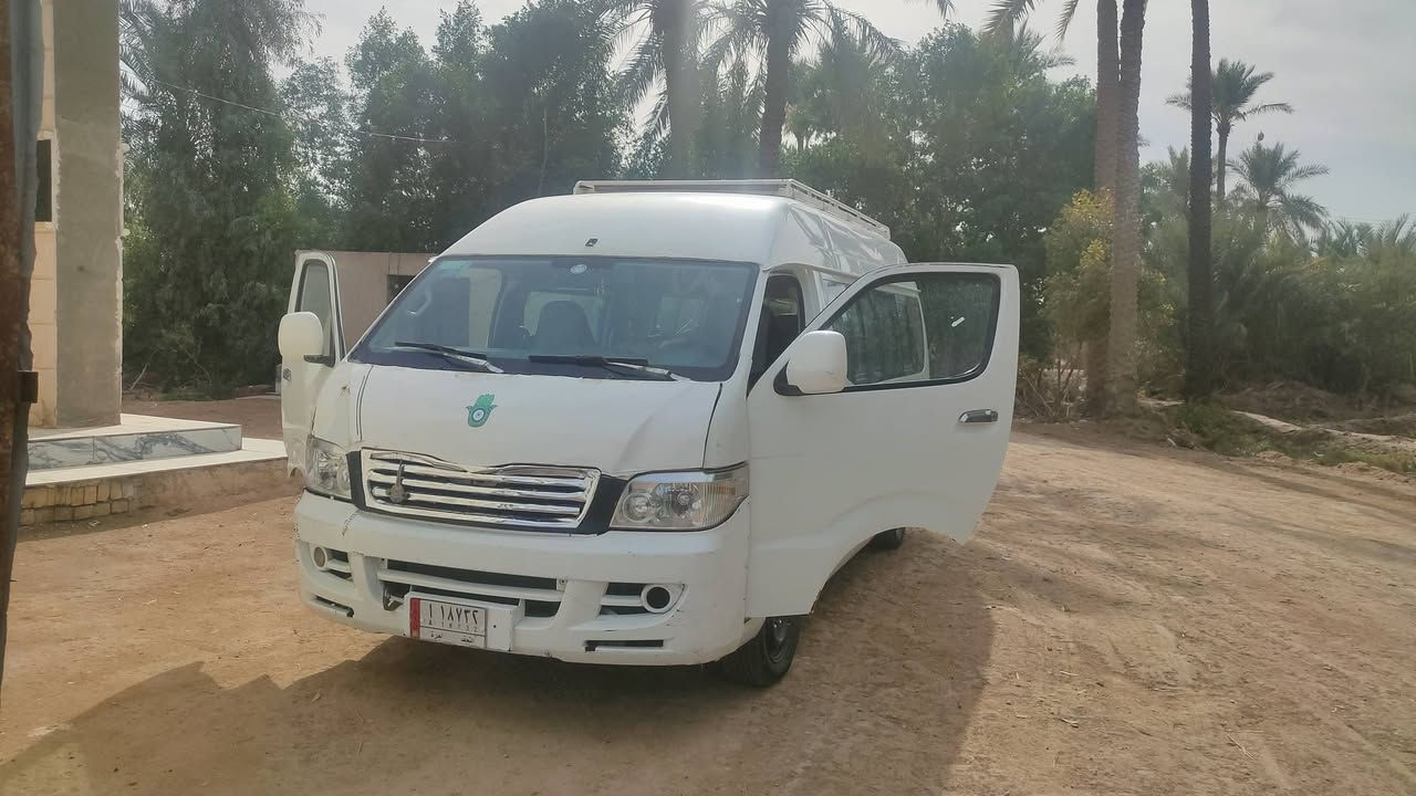 للبيع او اراوس بكوستر نظيفه كاز محرك بنكو رقم ألماني خاص يشتغل ورقمي *********** سيارة جاهزة محرك ففتي 2500باور هايس مكينه كسر اكسن مشروطه سنويه لل27 مصفره هيئة غارمه وحده عليها تخم تاير صبغ حزام تعمير .السعر 75
